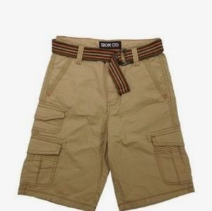 New with tags Iron Co Stretch Cargo zuchini shorts